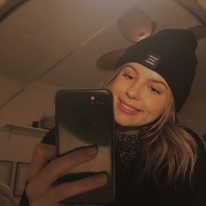 Meet your Posher, Kady